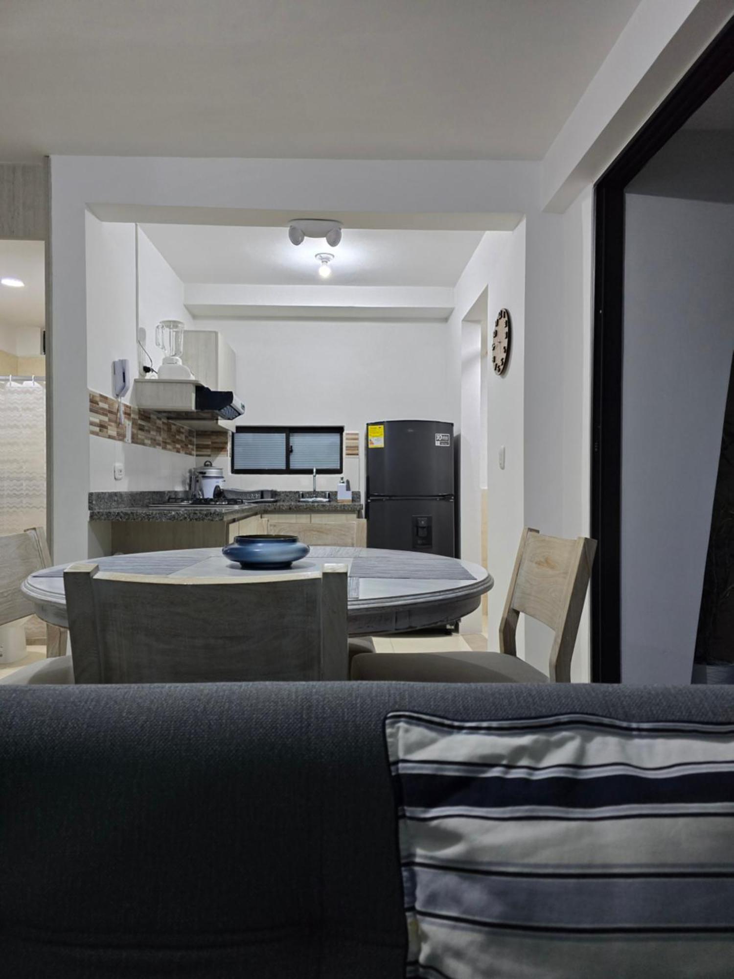 Apartamento Privado Vacacional A 5M Del Aeropuerto, 20 Minutos Del Parque Del Cafe Y Centro De Armenia Con 4 Piscinas, 3 Jacuzzi, Sauna By Molca Xperiences 3H מראה חיצוני תמונה