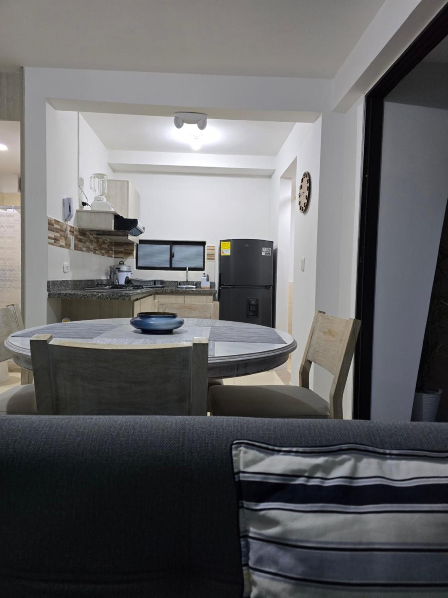Apartamento Privado Vacacional A 5M Del Aeropuerto, 20 Minutos Del Parque Del Cafe Y Centro De Armenia Con 4 Piscinas, 3 Jacuzzi, Sauna By Molca Xperiences 3H מראה חיצוני תמונה