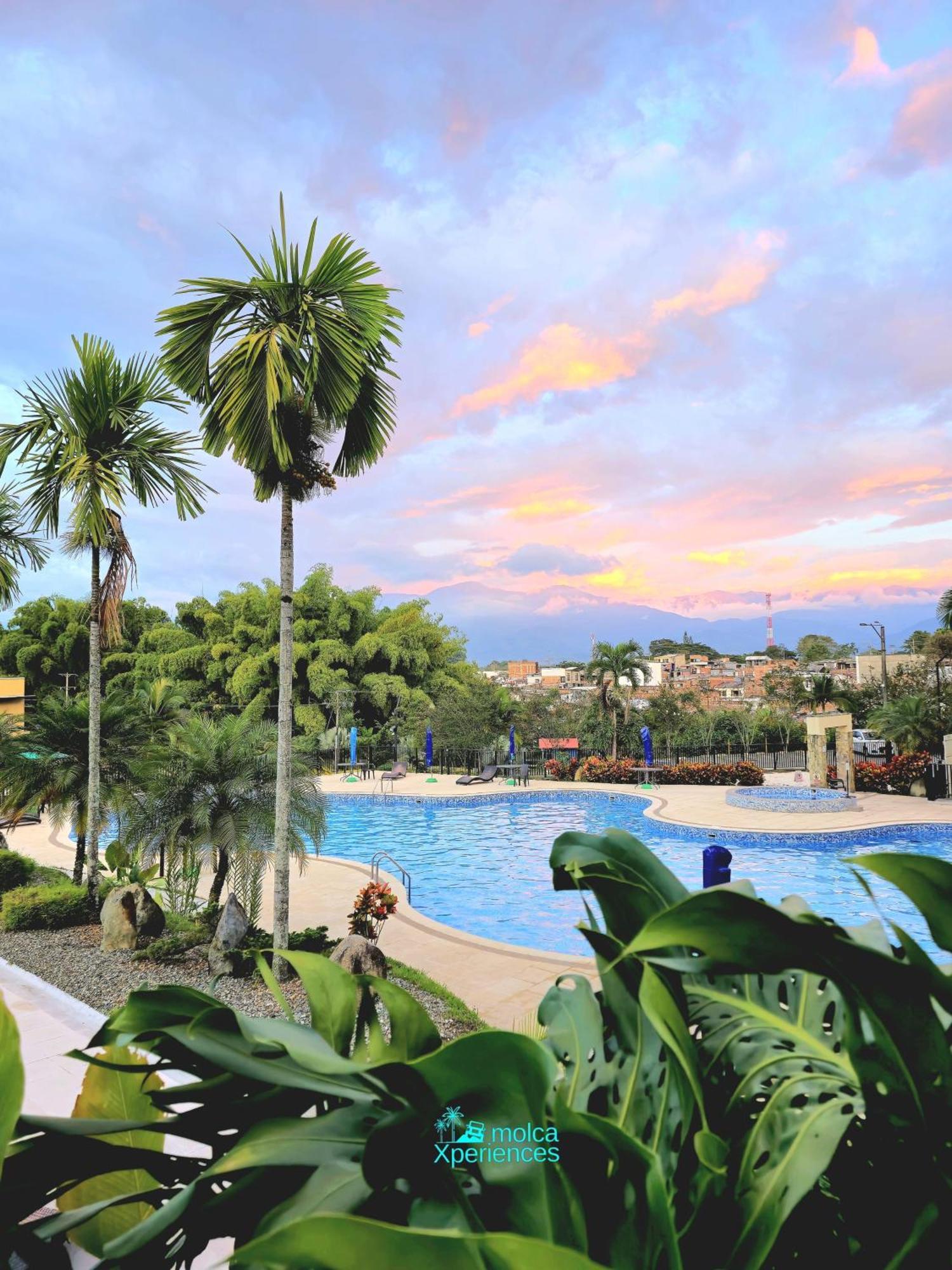 Apartamento Privado Vacacional A 5M Del Aeropuerto, 20 Minutos Del Parque Del Cafe Y Centro De Armenia Con 4 Piscinas, 3 Jacuzzi, Sauna By Molca Xperiences 3H מראה חיצוני תמונה