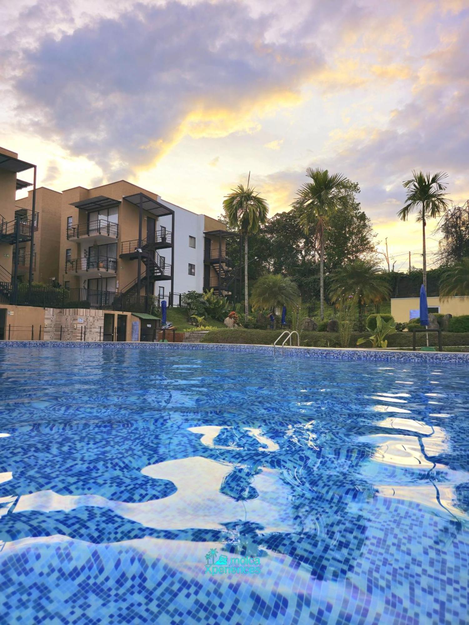 Apartamento Privado Vacacional A 5M Del Aeropuerto, 20 Minutos Del Parque Del Cafe Y Centro De Armenia Con 4 Piscinas, 3 Jacuzzi, Sauna By Molca Xperiences 3H מראה חיצוני תמונה
