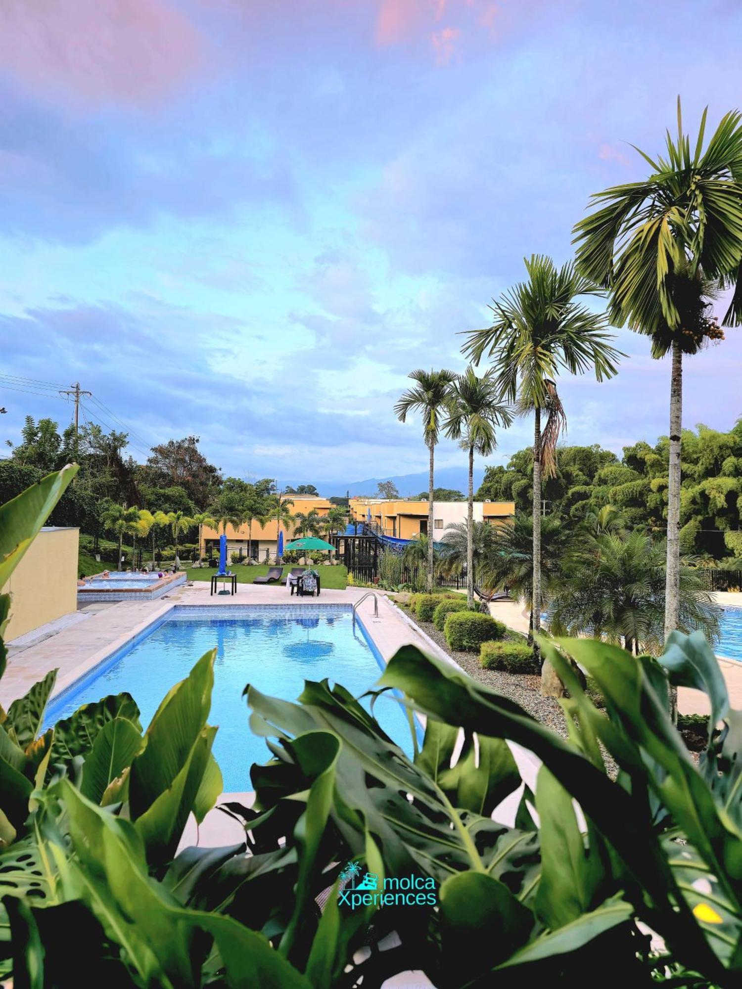 Apartamento Privado Vacacional A 5M Del Aeropuerto, 20 Minutos Del Parque Del Cafe Y Centro De Armenia Con 4 Piscinas, 3 Jacuzzi, Sauna By Molca Xperiences 3H מראה חיצוני תמונה