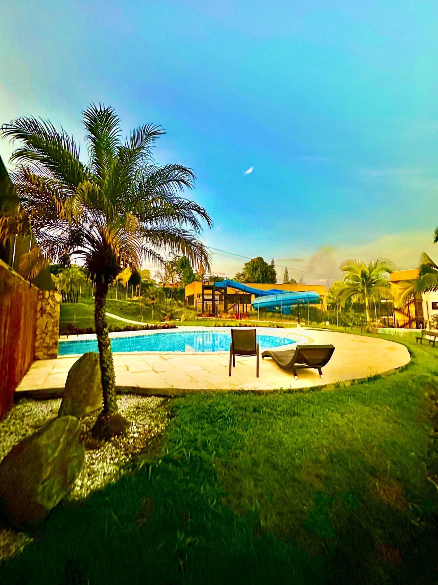 Apartamento Privado Vacacional A 5M Del Aeropuerto, 20 Minutos Del Parque Del Cafe Y Centro De Armenia Con 4 Piscinas, 3 Jacuzzi, Sauna By Molca Xperiences 3H מראה חיצוני תמונה