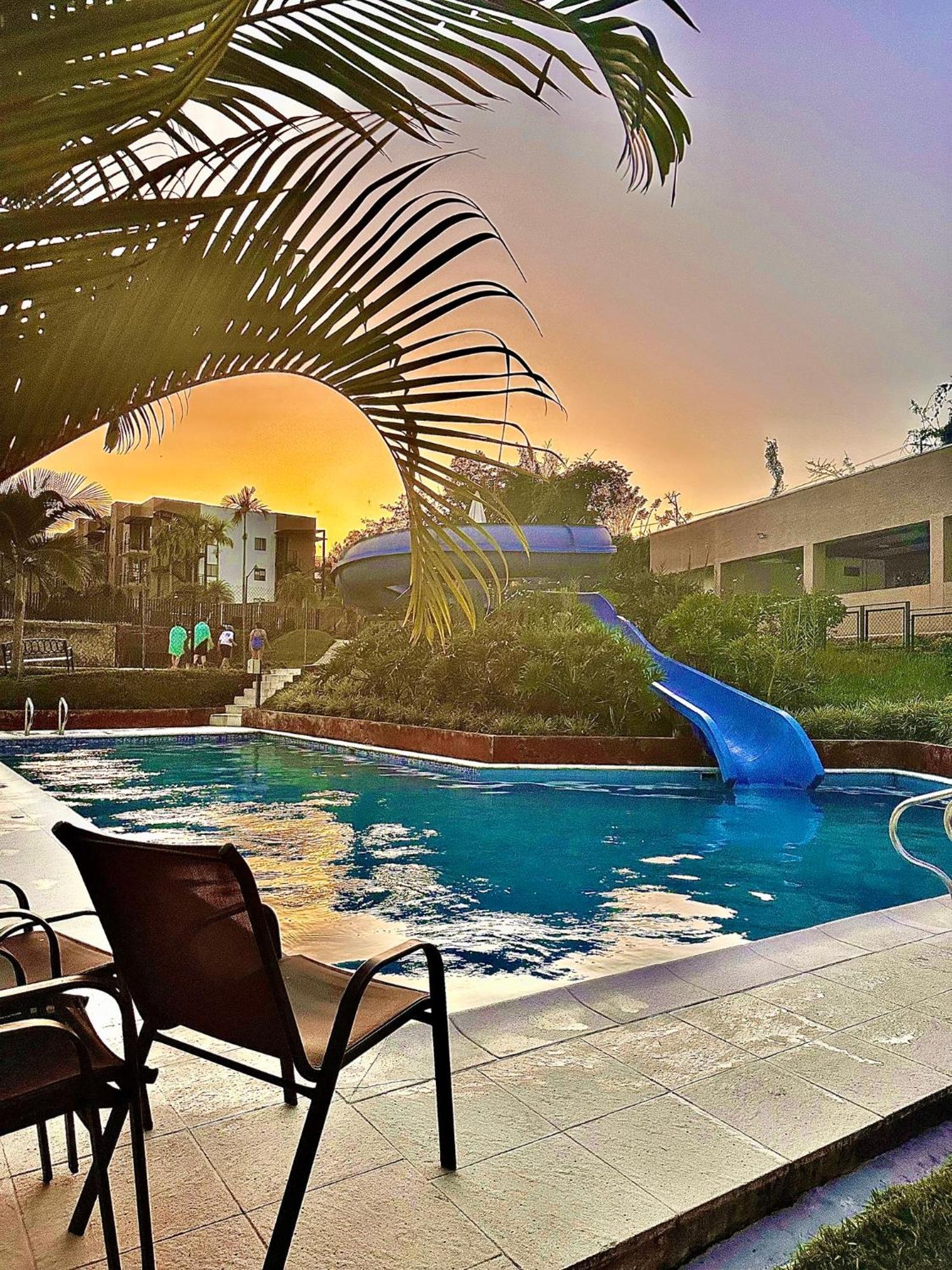 Apartamento Privado Vacacional A 5M Del Aeropuerto, 20 Minutos Del Parque Del Cafe Y Centro De Armenia Con 4 Piscinas, 3 Jacuzzi, Sauna By Molca Xperiences 3H מראה חיצוני תמונה